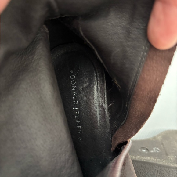 Donald J Pliner | Tiara Dark Brown Wedge Boots with Faux Fur | Size 9 - Picture 4 of 5